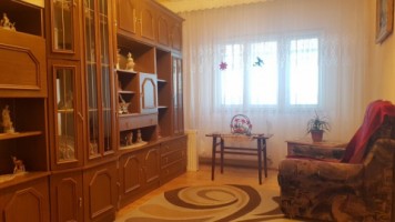 apartament-2-camere-etaj-1-str-siretului-0