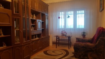 apartament-2-camere-etaj-1-str-siretului-1