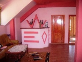 nu-mai-inchiriaza-cabana-montana-7-camere-teren-1000-mp-campulung-10