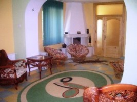 nu-mai-inchiriaza-cabana-montana-7-camere-teren-1000-mp-campulung-6