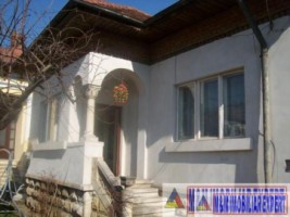 casa-4-camere-teren-400-mp-campulung