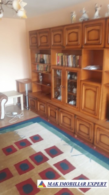 apartament-3-camere-cf-1-et-44-campulung