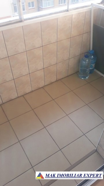 apartament-3-camere-cf-1-et-44-campulung-18