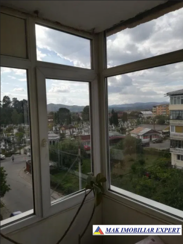 apartament-3-camere-cf-1-et-44-campulung-6