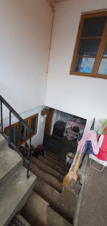 rudului-casa-3camere-baie-bucatarie-teren-250mp-94000-euro-8