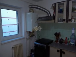 apartament-4-camere-botosani-zona-curcubeului-etaj-3-loc-de-parcare-3