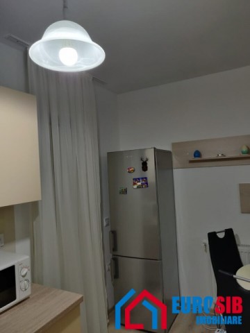 apartament-cu-2-camere-de-inchiriat-zona-calea-cisnadiei-3