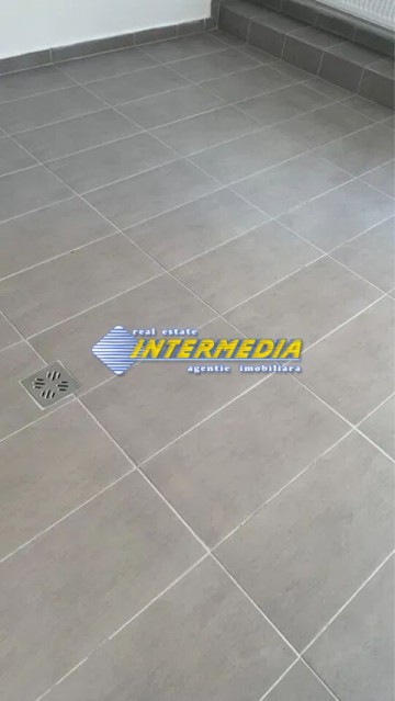 spatiu-de-inchiriat-finisat-cetate-6