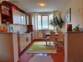 oferta-apartament-2-camere-de-vanzare-67-mp-renovat-alba-iulia-cetate-0