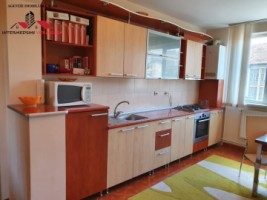 oferta-apartament-2-camere-de-vanzare-67-mp-renovat-alba-iulia-cetate-2