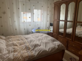 apartament-3-camere-decomandat-de-vanzare-cetate-zona-mercur-2
