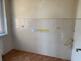 apartament-2-camere-decomandat-de-vanzare-cetate-4