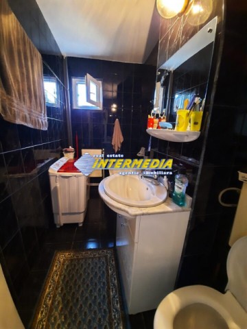 apartament-3-camere-de-vanzare-cetate-etaj-1-9