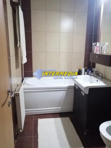 apartament-cu-2-camere-de-vanzare-cetate-zona-piata