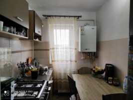 apartament-3-camere-zona-primaverii-gradinita-23-bloc-caramida-2