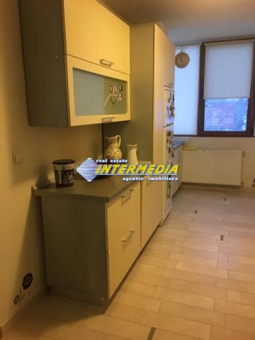 apartament-3-camere-nou-mobilat-si-utilat-cetate-9