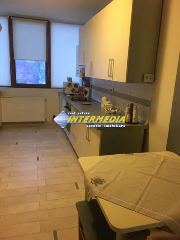 apartament-3-camere-nou-mobilat-si-utilat-cetate-10
