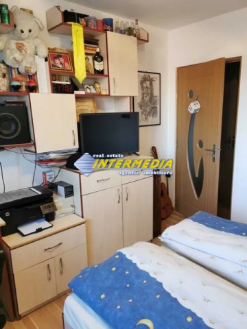 apartament-2-camere-de-vanzare-etaj-intermediar-zona-cetate-bulevard-1