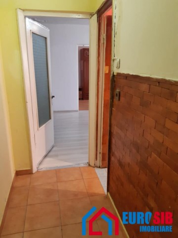 apartament-2-camere-de-inchiriat-in-sibiu-pe-strada-negoveanu-5