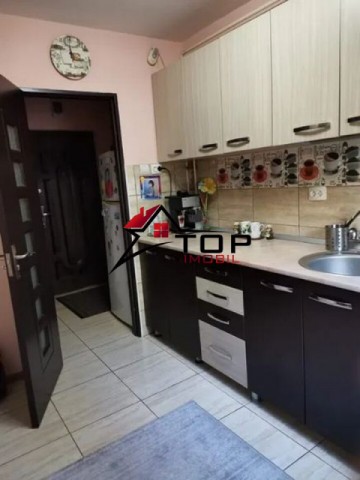 apartament-2-camere-podu-ros-podu-de-piatra-renovat-2