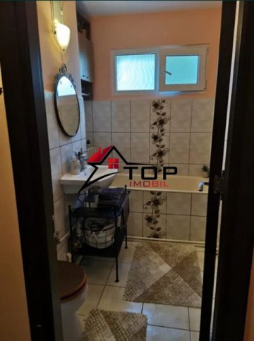 apartament-2-camere-podu-ros-podu-de-piatra-renovat-4