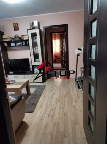 apartament-2-camere-podu-ros-podu-de-piatra-renovat-5