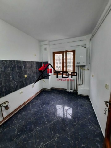 vand-apartament-2-camere-alexandru-cel-bun