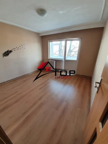 apartament-4-camere-decomandat-etajul-2-tatarasi-metalurgie