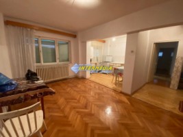 apartament-3-camere-decomandate-de-inchiriat-nemobilat-alba-iulia-zona-cetate-mercur-2