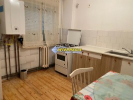apartament-3-camere-decomandate-de-inchiriat-nemobilat-alba-iulia-zona-cetate-mercur-7