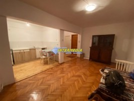 apartament-3-camere-decomandate-de-inchiriat-nemobilat-alba-iulia-zona-cetate-mercur-19