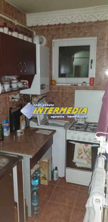 apartamen-cu-2-camere-etaj-intermediar-zona-bulevard-4