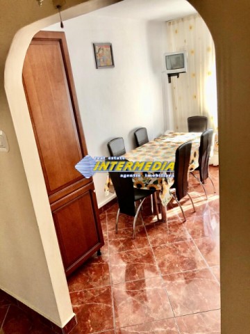 apartament-cu-4-camere-decomandate-alba-iulia-zona-bowling-etaj-1-finisat-1