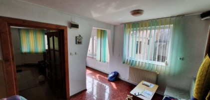 marasesti-cioceanu-cladire-pm-pretabil-locuinta-sau-spatiu-comercial-190000-euro-3