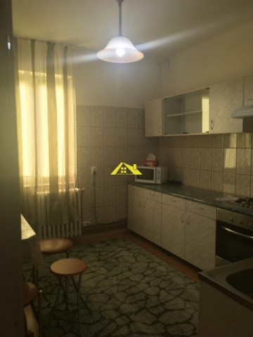 apartament-2-camere-decomandate-centru-2