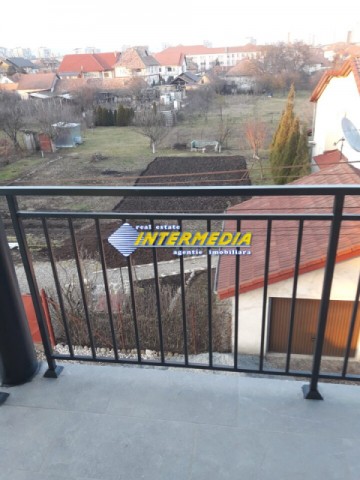 apartament-2-camere-bloc-nou-open-space-de-inchiriat-in-alba-iulia-zona-cetate-mobilat-si-utilat-complet-4