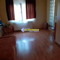 apartament-3-camere-decomandat-etaj-1-de-vanzare-zona-tolstoi