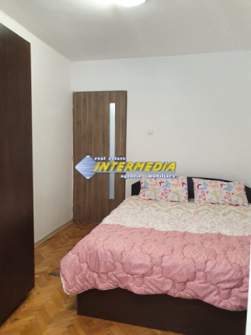 apartament-2-camere-renovat-si-mobilat-de-vanzare-cetate-etaj-1-4