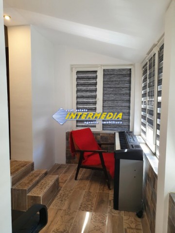 apartament-2-camere-renovat-si-mobilat-de-vanzare-cetate-etaj-1-9