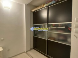 apartament-2-camere-decomandate-cu-2-balcoane-si-boxa-renovat-si-mobilat-complet-9