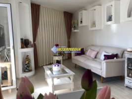 apartament-2-camere-decomandate-cu-2-balcoane-si-boxa-renovat-si-mobilat-complet-17