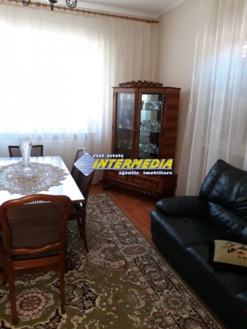 casa-de-vanzare-vintu-de-jos-cu-gradina-si-livada-6