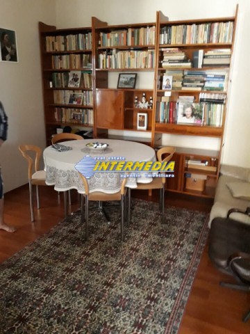 casa-de-vanzare-vintu-de-jos-cu-gradina-si-livada-2