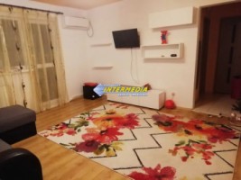 apartament-3-camere-de-vanzare-cetate-zona-piata-etaj-intermediar-2