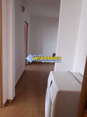 apartament-cu-3-camere-zona-centru-et-1-6