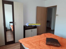 apartament-cu-3-camere-zona-centru-et-1-5