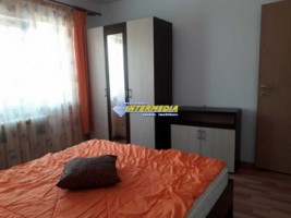 apartament-cu-3-camere-zona-centru-et-1-7