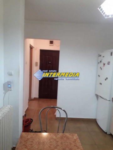 apartament-cu-3-camere-zona-centru-et-1-10