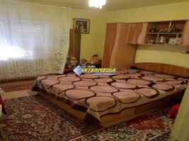 apartament-2-camere-de-vanzare-ampoi-2-etaj-1