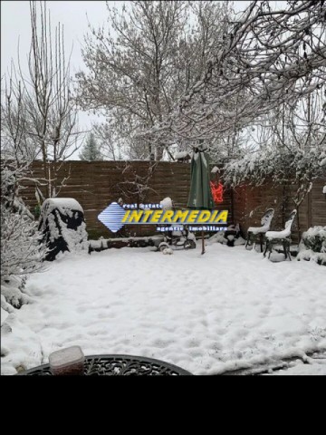 apartament-2-camere-de-vanzare-cu-gradina-40-mp-cetate-8